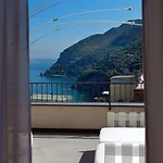 Cubo Apartahotel Vico Equense