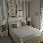 Cubo Apartahotel Vico Equense