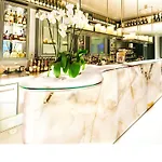 Apartahotel Cubo 4*