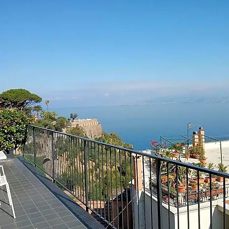 Cubo Apart-hotel 4*