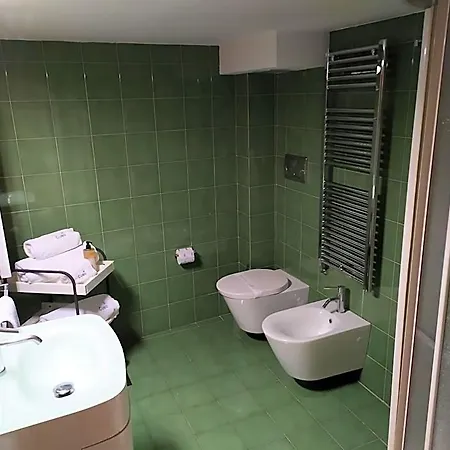 Apart-hotel Cubo 4*