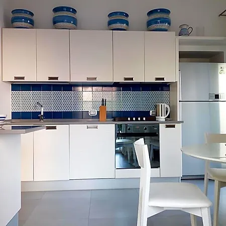 Cubo Apart-hotel 4*